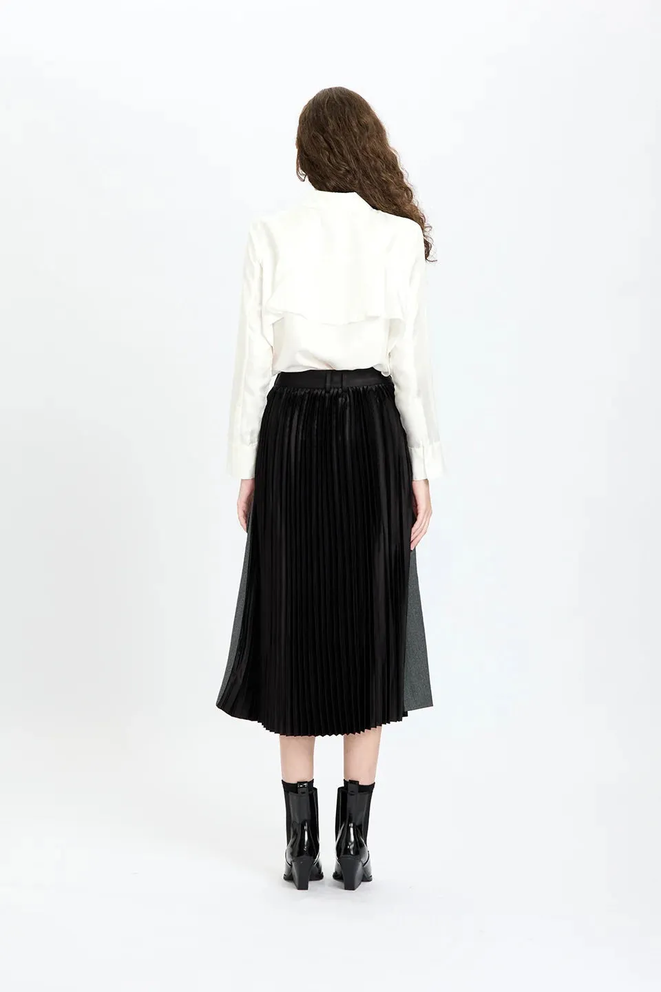 Sophisticated Grey Pleated Skirt